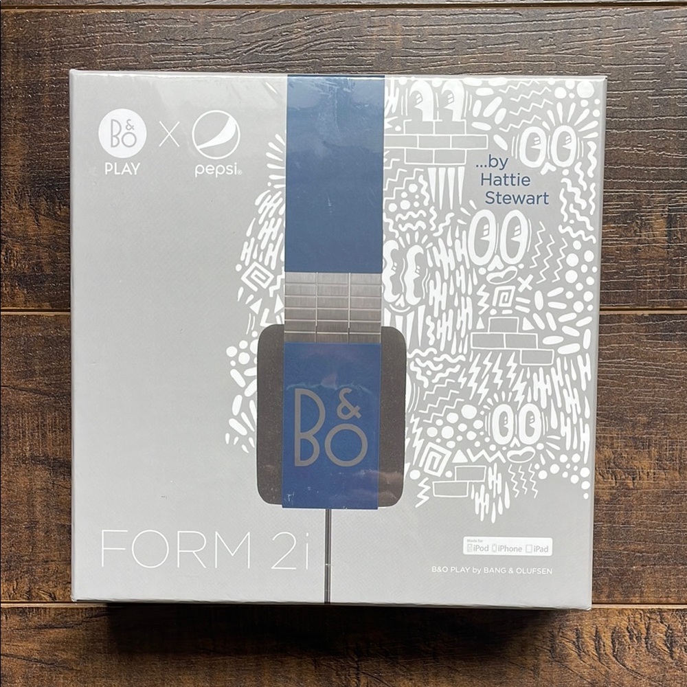 Bang & Olufsen Limited Edition Form 2i Headphones - Blue and Gray